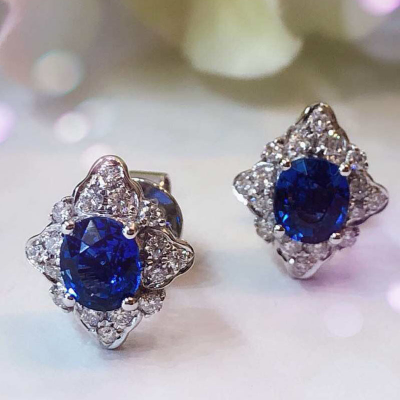 蓝宝石钻石耳环
