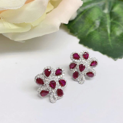 EARRINGS WITH RUBY AND DIAMOND